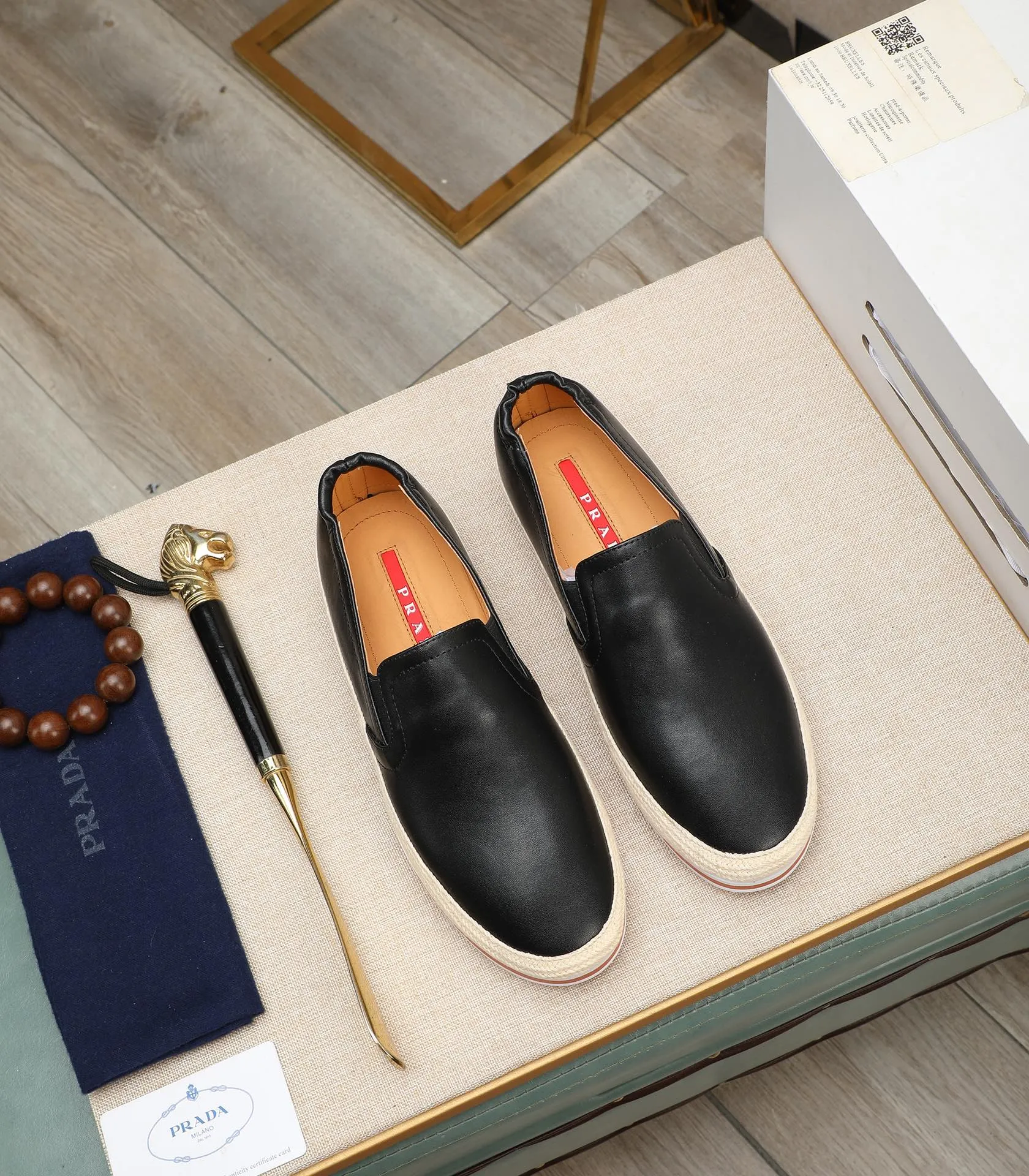 Men's men's shoes💰440🌹🌹[PRADA—Prada] 2024 latest model🙈original replica! 👟👟👟The uppers are made of top-notch workmanship from Italy🇮🇹Imported calfskin❗️Genuine leather lining@Suitable for travel, the original version has an enlarged engraved sole, making it suitable for all kinds of travel, showing low-key luxury. Let quality speak for itself. Color: Size: 38-44